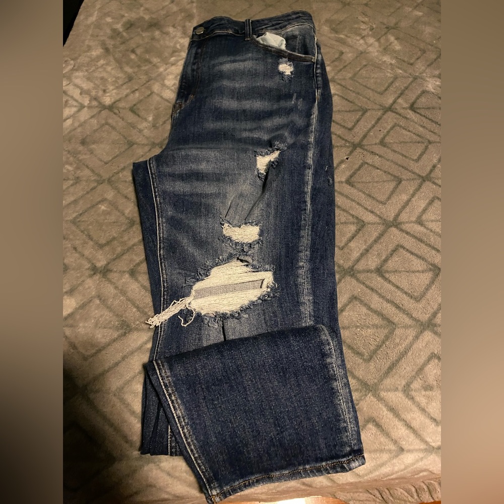 Brand new! Never worn. So cute. 
27 “ inseam